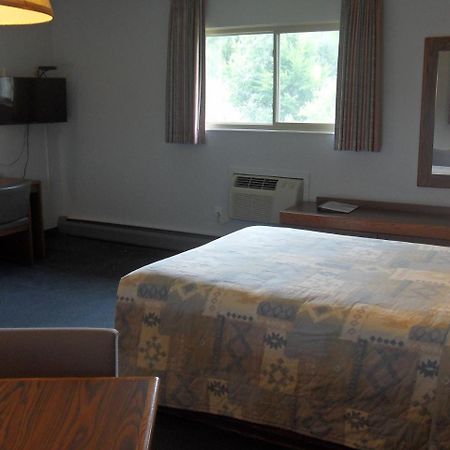 Swan Inn Motel Comstock Park Eksteriør bilde