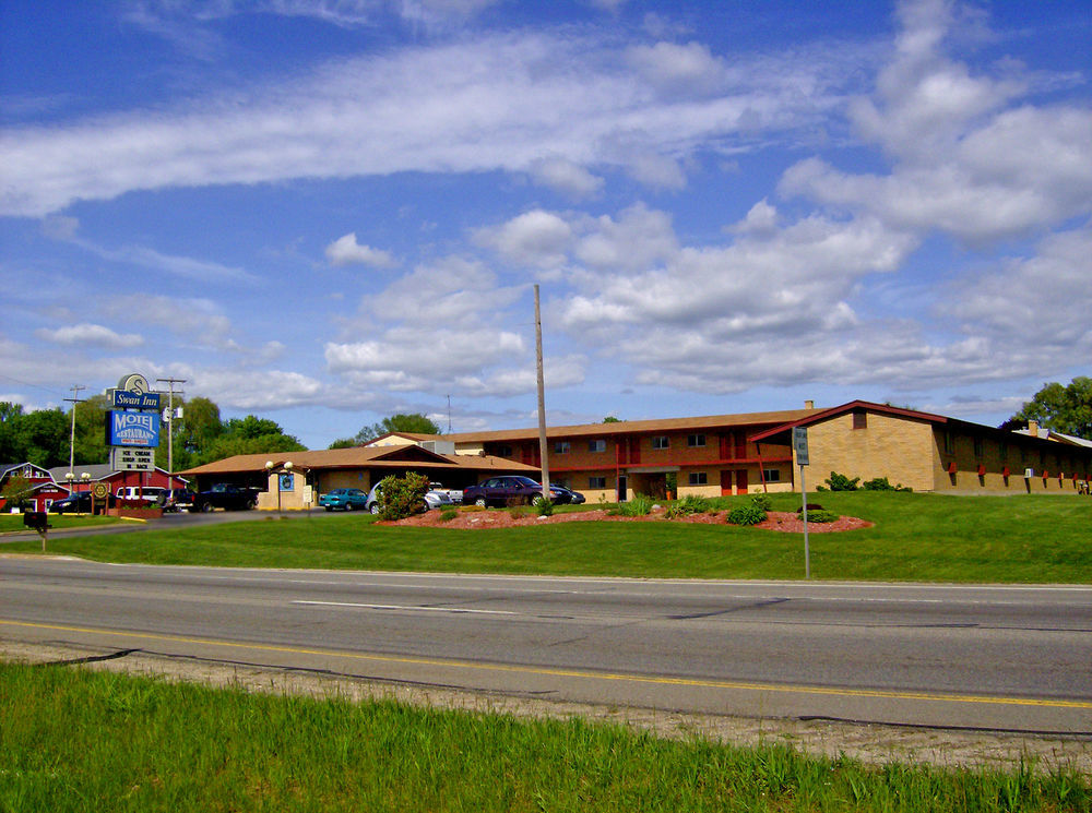 Swan Inn Motel Comstock Park Eksteriør bilde